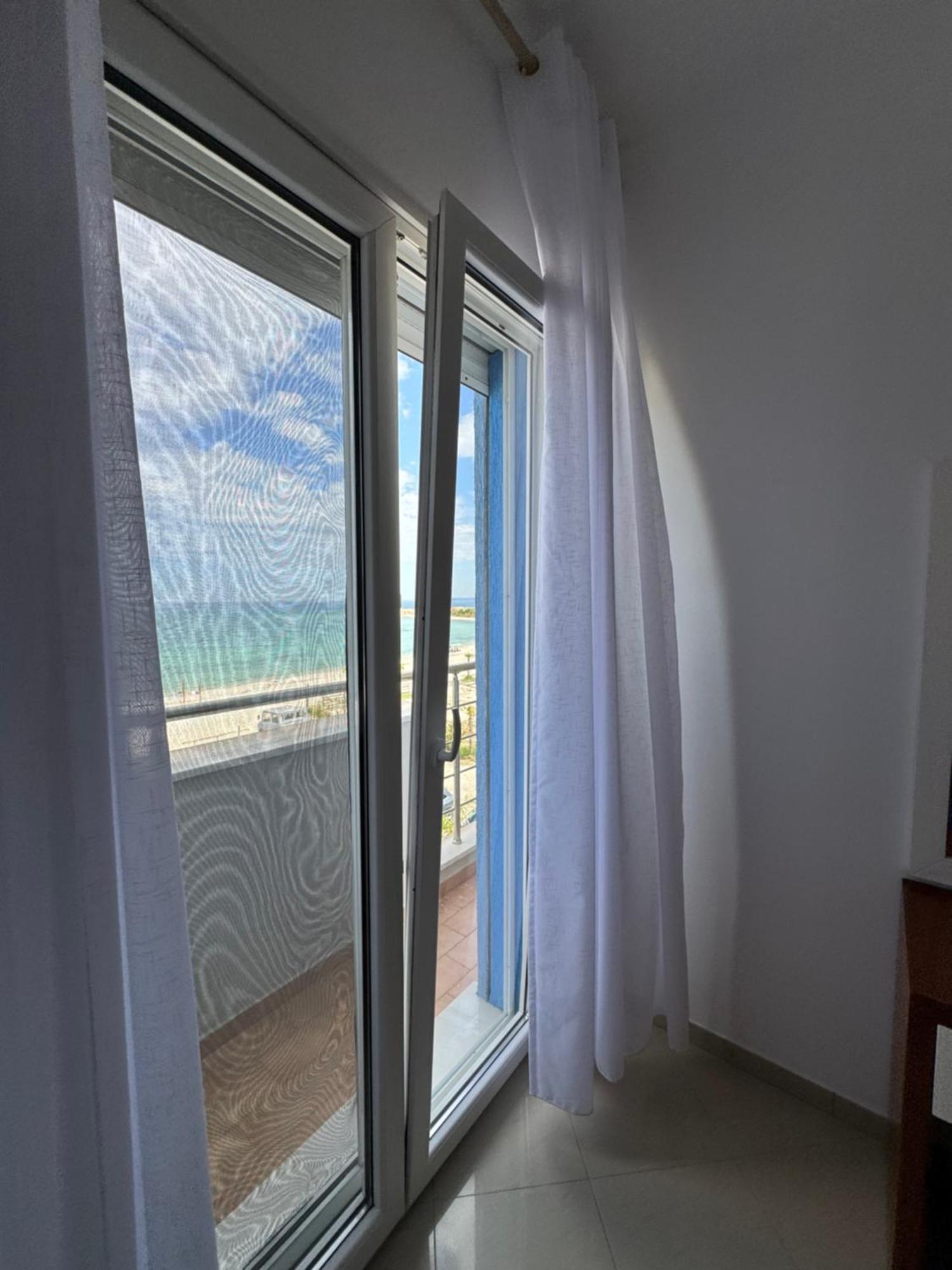 Blue Paradise Hotel Орикум Екстериор снимка