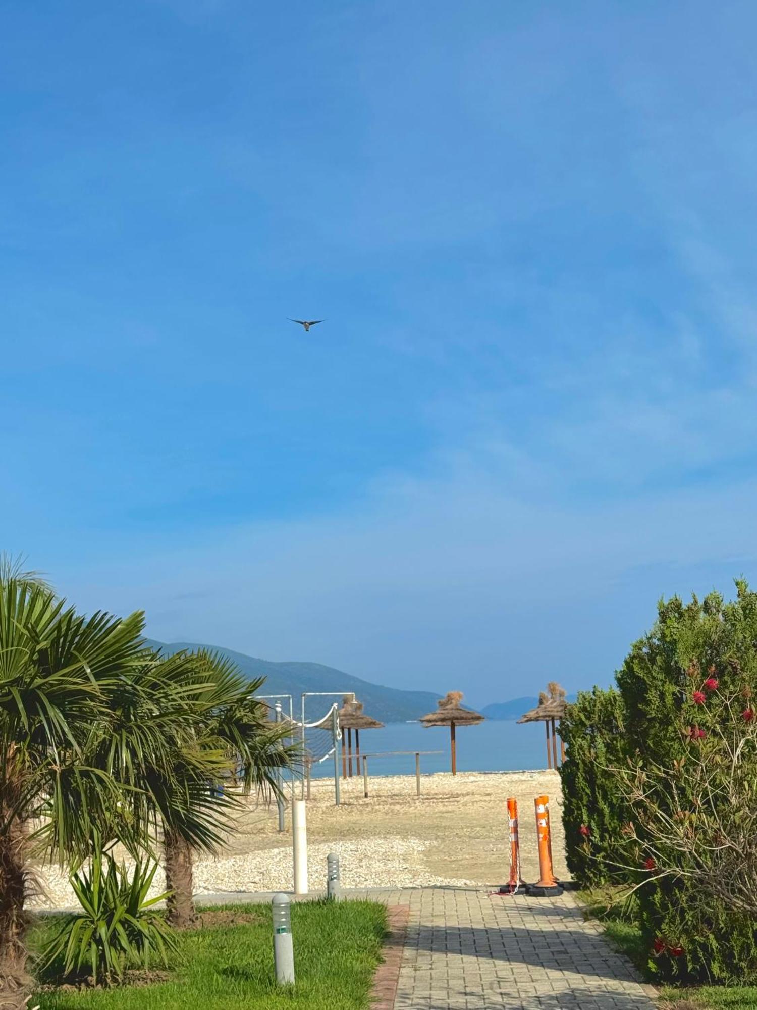 Blue Paradise Hotel Орикум Екстериор снимка